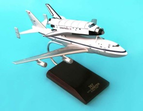 B-747 With Atlantis Shuttle E0820 Crafted Resin Display Model Scale 1:200