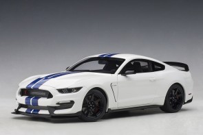 Ford Shelby Mustang GT-350R Oxford White wLightning Blue Stripes AUTOart 72931 scale 118