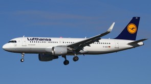 Lufthansa Airbus A320 Reg# D-AIZZ Hogan HGLH36 Scale 1:200