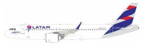 Latam (First A320neo at South America titles) CC-BHG with stand El Aviador-InFlight EAVBHG Scale 1:200