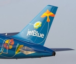 JetBlue Airbus A320 N779JB 