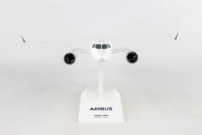 New Airbus A220-300 House (CS300) C-FFDO Skymarks SKR991 scale 1:100