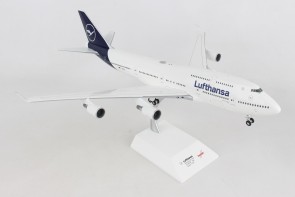New 2018 Livery Lufthansa Boeing 747-400 Metallic D-ABVM "Kiel" Herpa 559485 scale 1:200 