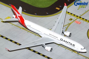 Qantas Airbus A330-300 VH-QPH New Livery Gemini Jets GJQFA2161 Scale 1:400