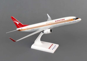 Qantas 737-800 Retro Livery Skymark SKR819 Scale 1:130