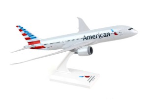 American Boeing 787-8 Dreamliner With Stand Skymarks SKR827 Scale 1:200
